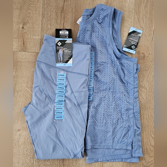 Member's Mark Everyday Perforated Set Blue, Size L   NWT - Picture 1 of 4
